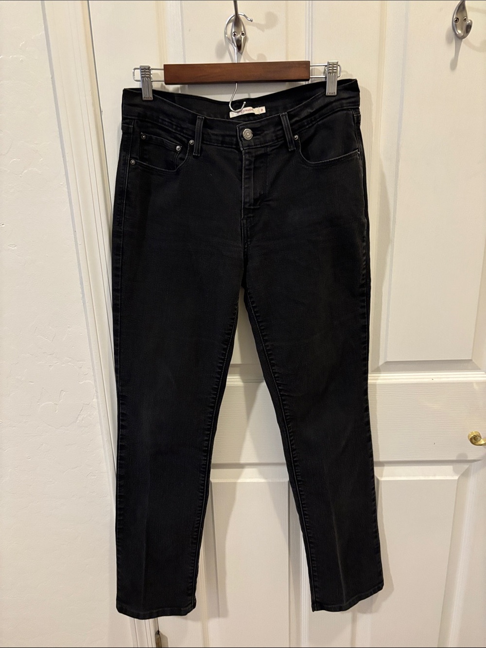 Levi’s Stretchy 505 Straight Jeans Size 8